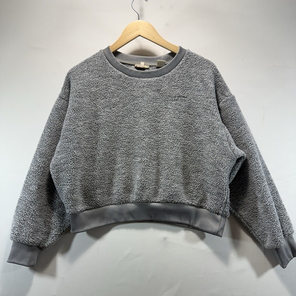 Levis Womens Size Small Gray Sherpa Fleece Cozy Crew Neck Pullover Sweater